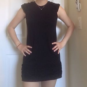 Black sleeveless minidress!!